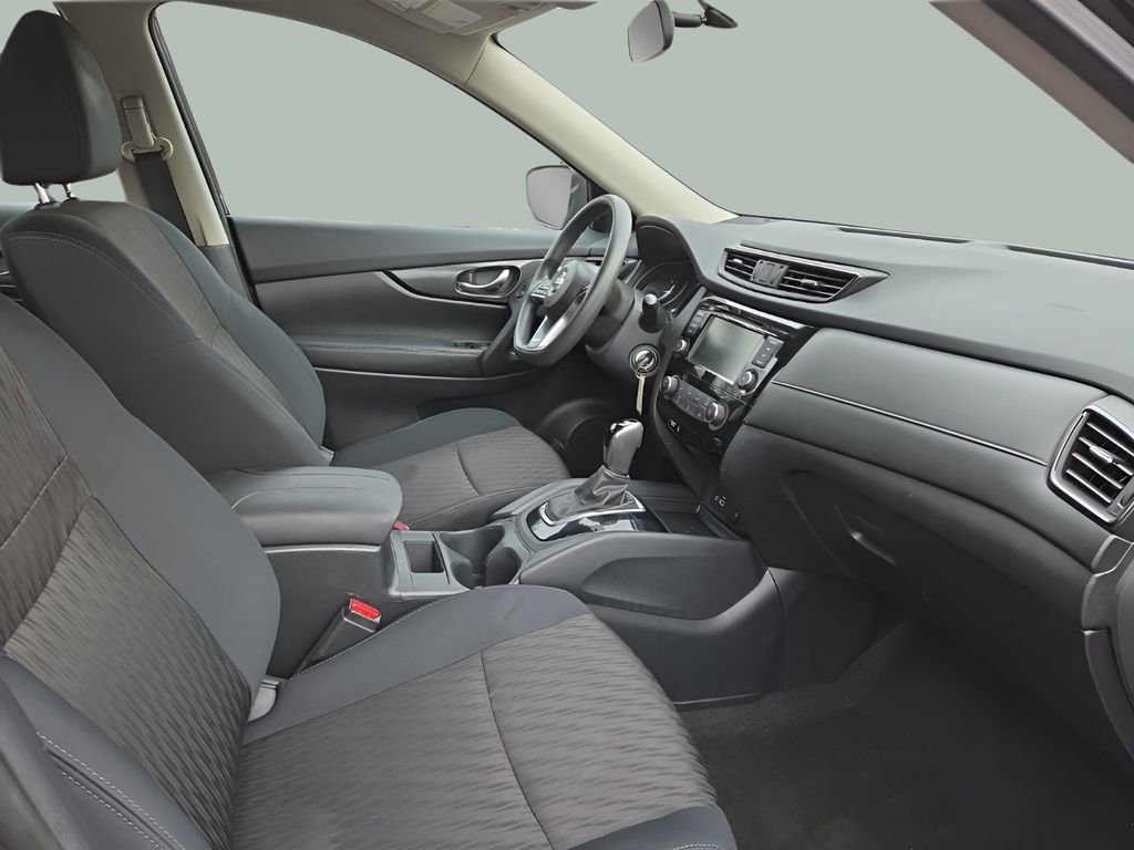 Used 2018 Nissan Rogue S image 14