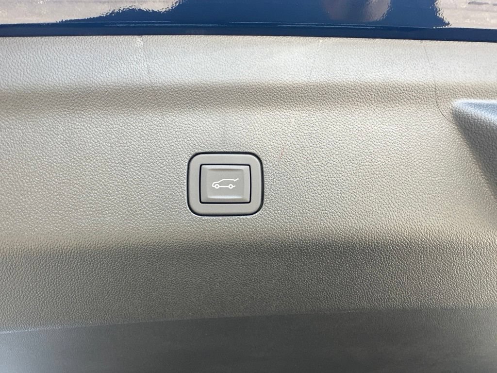 New 2026 Chevrolet Tahoe Premier AWD/4WD image 8