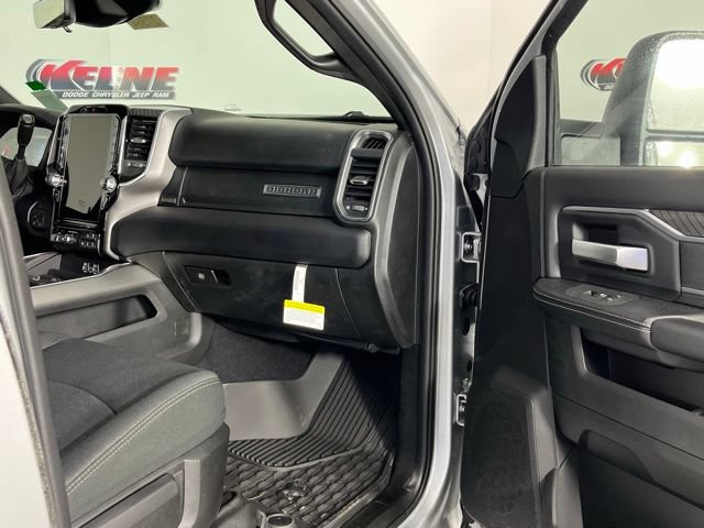 New 2026 RAM 2500 Big Horn AWD/4WD image 29