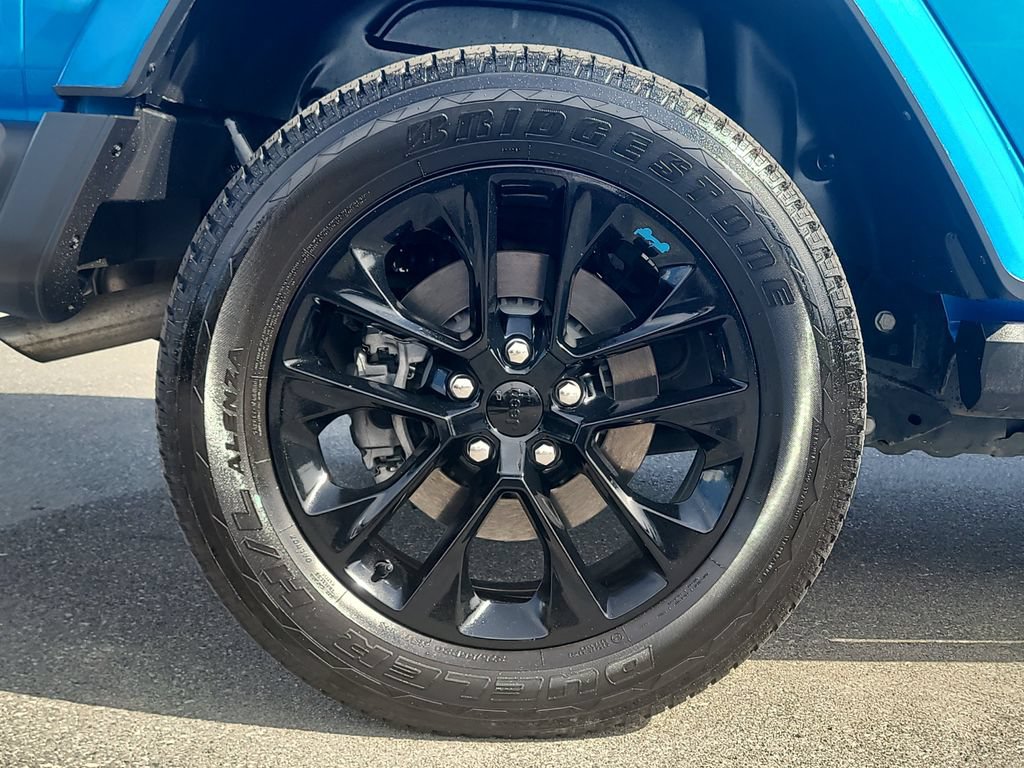 Certified 2022 Jeep Wrangler Unlimited Sahara w/ Cold Weather Group AWD/4WD image 6