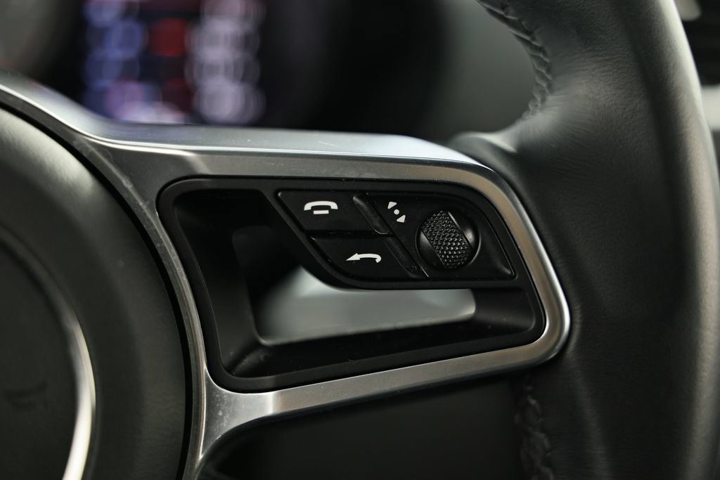 Certified 2024 Porsche 718 Cayman S RWD image 38