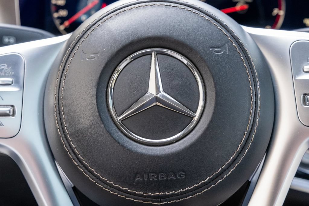 Used 2018 Mercedes-Benz Maybach S 560 4MATIC image 27