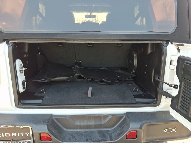 Used 2022 Jeep Wrangler Unlimited Sahara w/ LED Lighting Group image 31