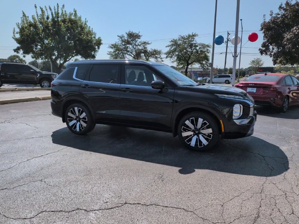 New 2026 Mitsubishi Outlander SEL FWD image 5