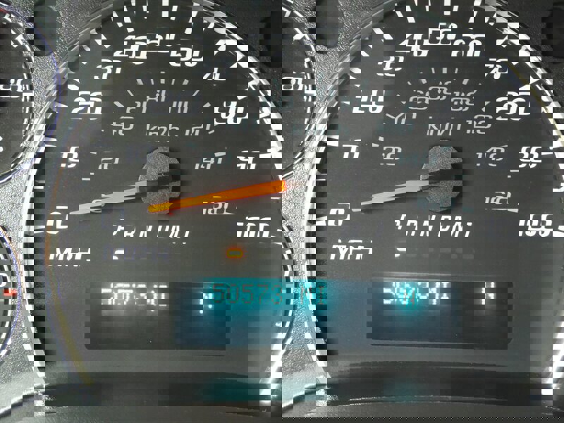 Used 2017 Chevrolet Express 2500 LT w/ LT Preferred Equipment Group image 11