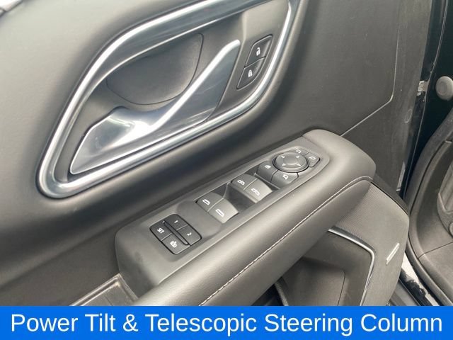 Used 2023 Chevrolet Tahoe Z71 w/ Luxury Package AWD/4WD image 17
