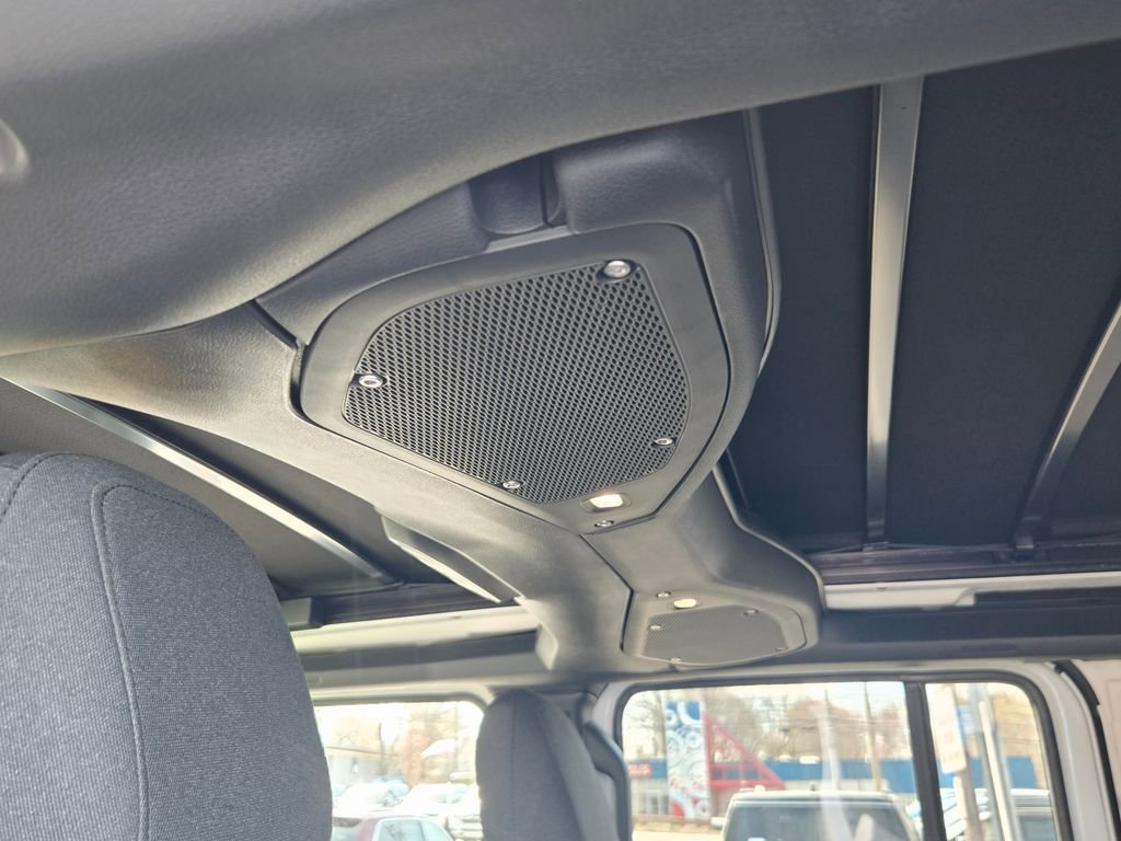 Used 2024 Jeep Wrangler Unlimited image 20
