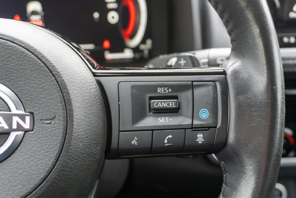 Used 2023 Nissan Rogue Platinum w/ Platinum Premium Package AWD/4WD image 31