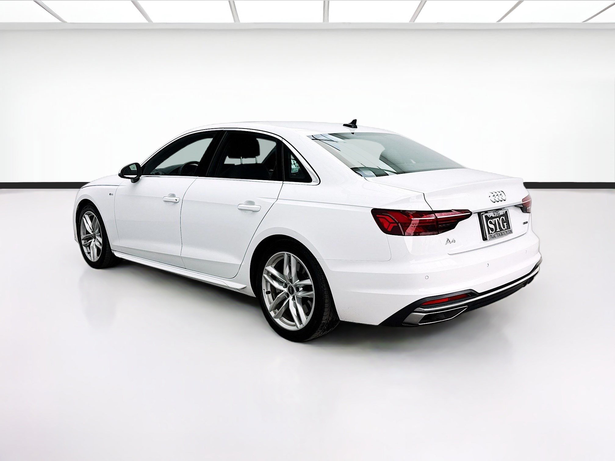 Used 2024 Audi A4 2.0T Premium Plus AWD/4WD image 6