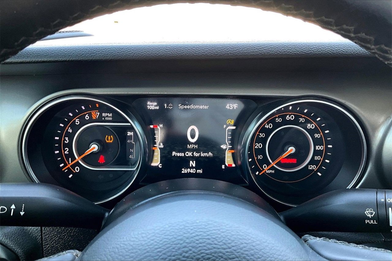 Certified 2021 Jeep Gladiator Sport image 9