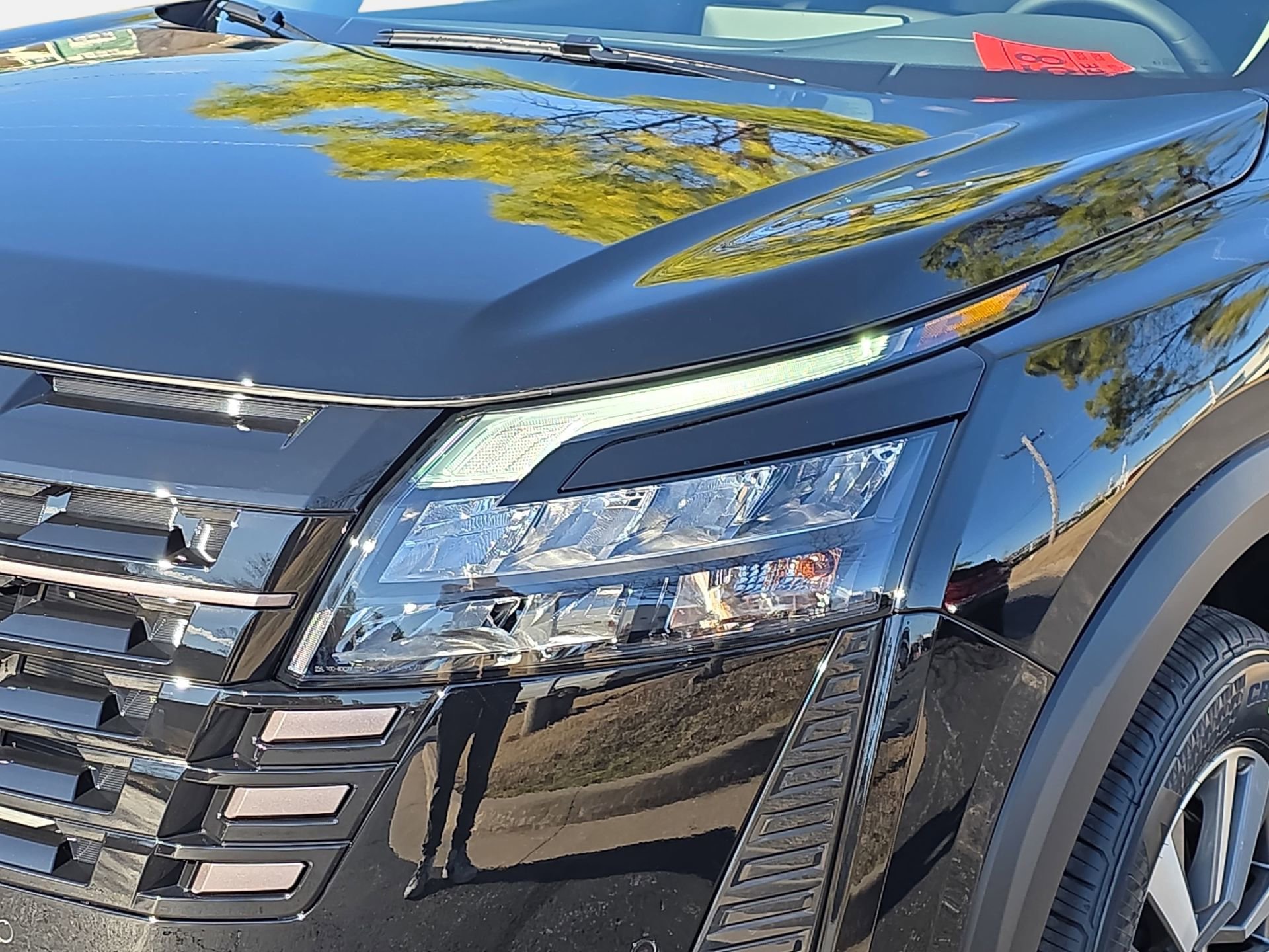 New 2026 Nissan Pathfinder SL FWD image 28