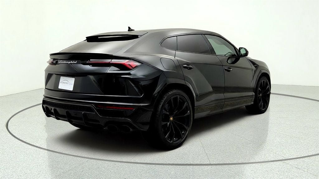 Used 2019 Lamborghini Urus AWD/4WD image 5