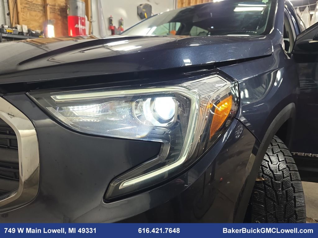 Used 2018 GMC Terrain SLE image 29