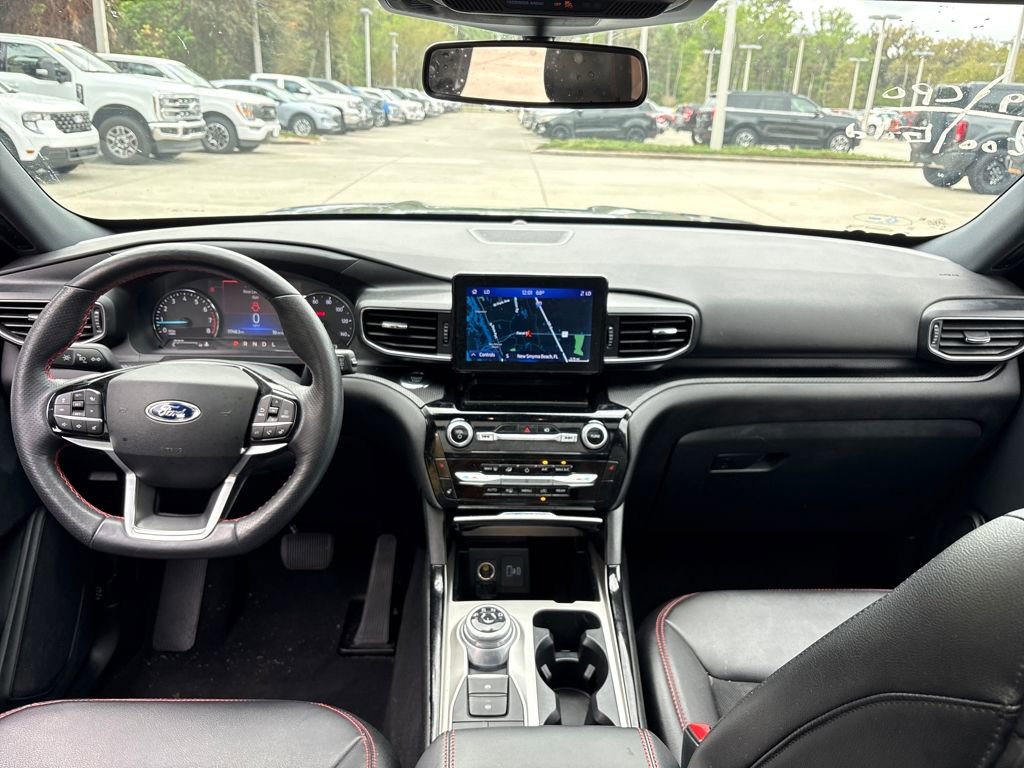 Used 2022 Ford Explorer ST-Line w/ Class IV Trailer Tow Package image 7