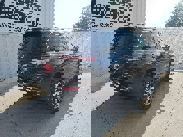 New 2025 Jeep Grand Cherokee Limited w/ Luxury Tech Group II image 18