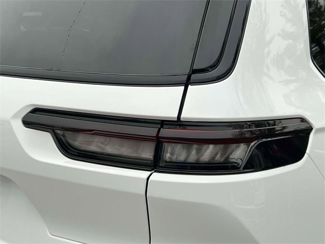 Certified 2024 Jeep Grand Cherokee L Summit image 13