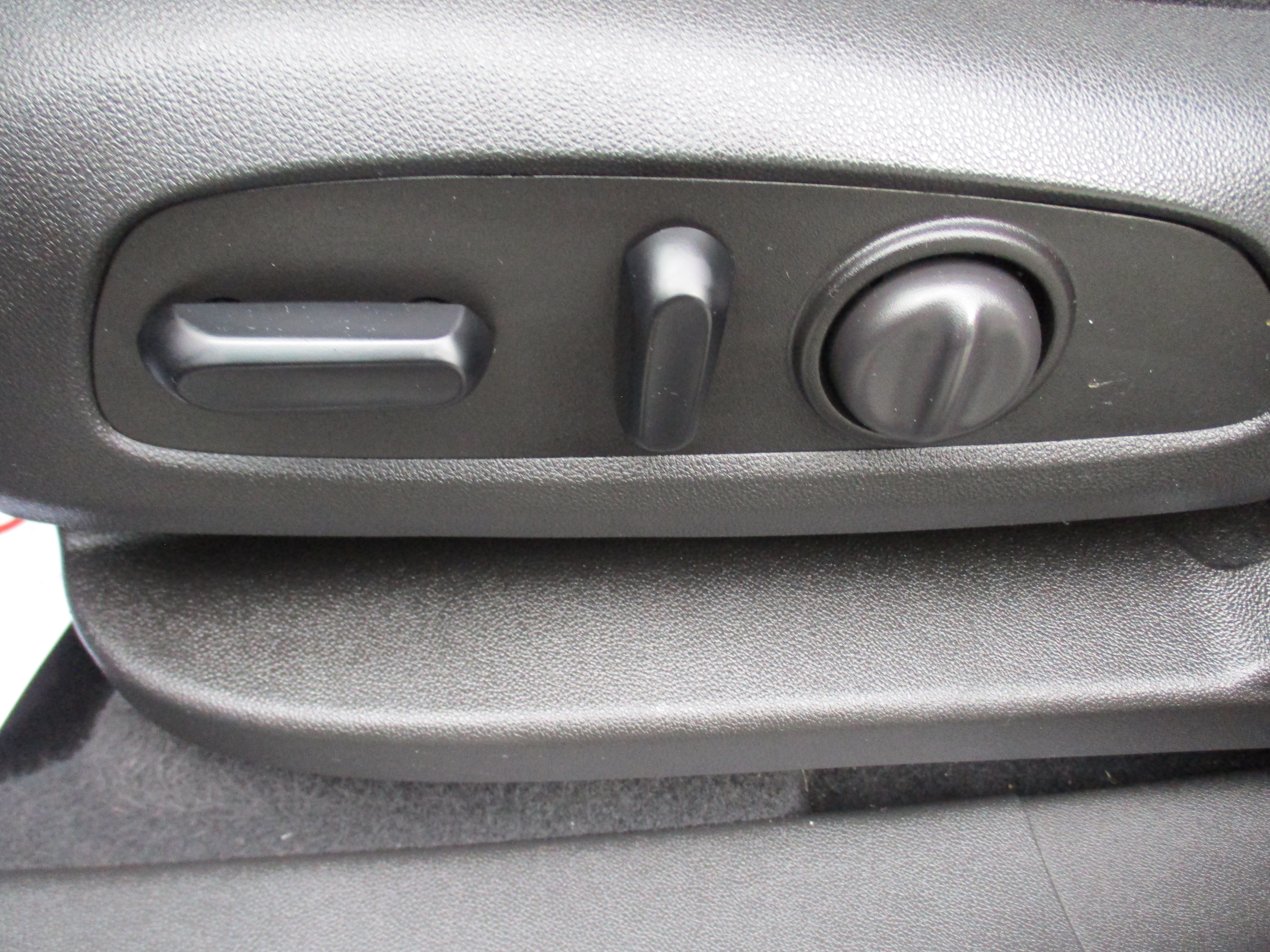 Used 2021 Chevrolet Equinox LT AWD/4WD image 12