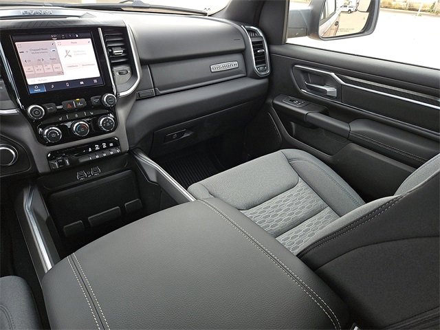 New 2026 RAM 1500 4x4 Crew Cab image 10