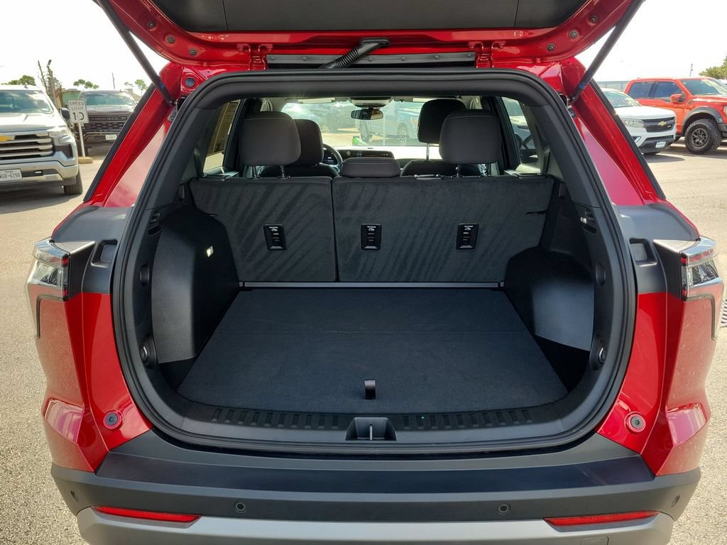Certified 2026 Chevrolet Equinox LT FWD image 26