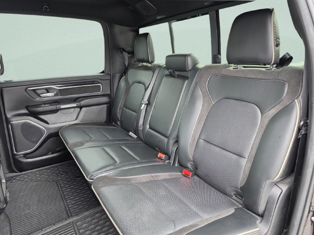 Used 2022 RAM 1500 Laramie w/ Sport Appearance Package AWD/4WD image 22