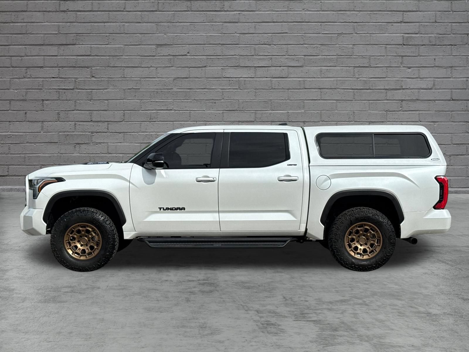 Used 2024 Toyota Tundra Limited AWD/4WD image 4