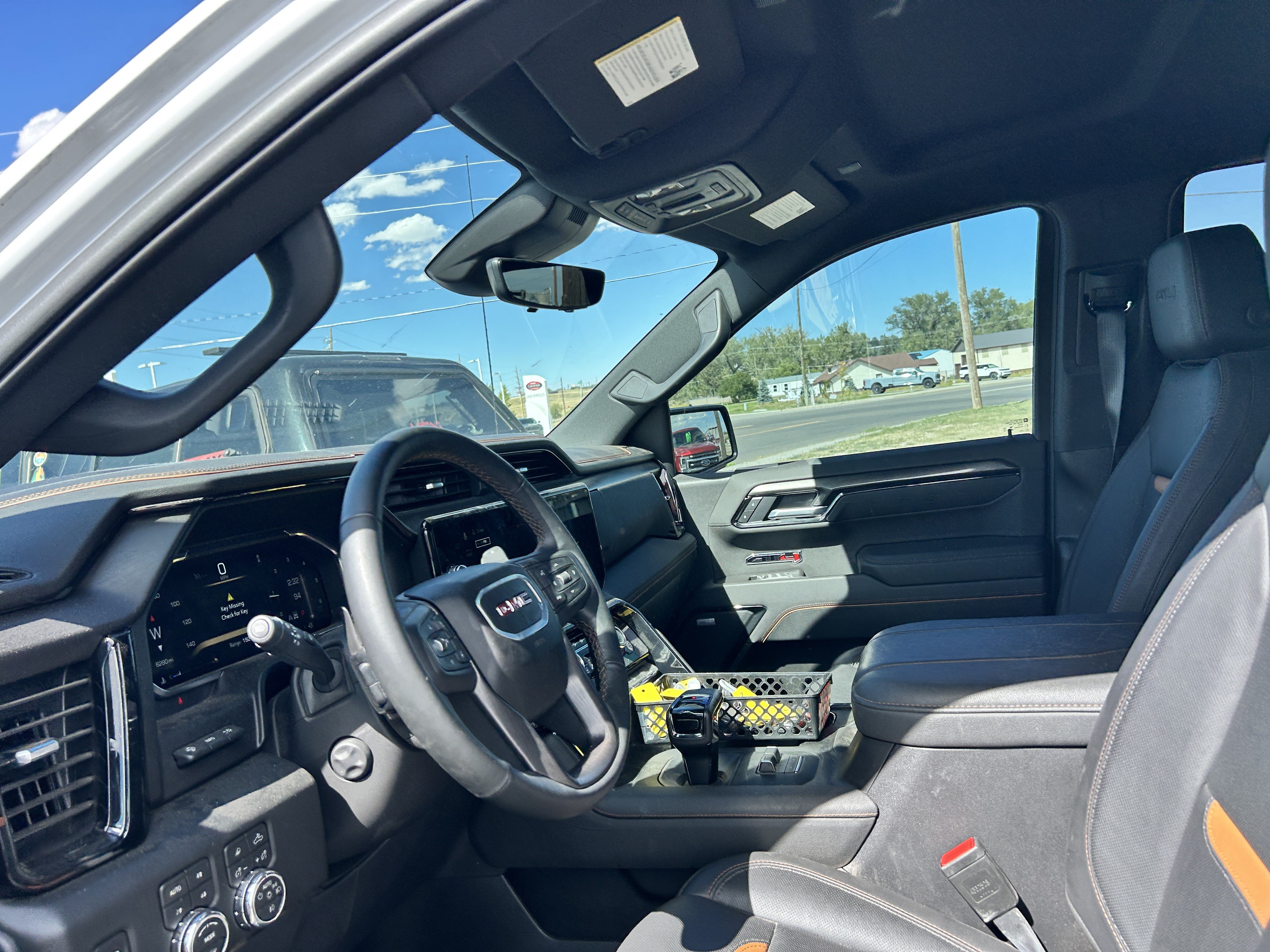 Used 2026 GMC Sierra 1500 AT4 w/ AT4 Premium Package AWD/4WD image 10