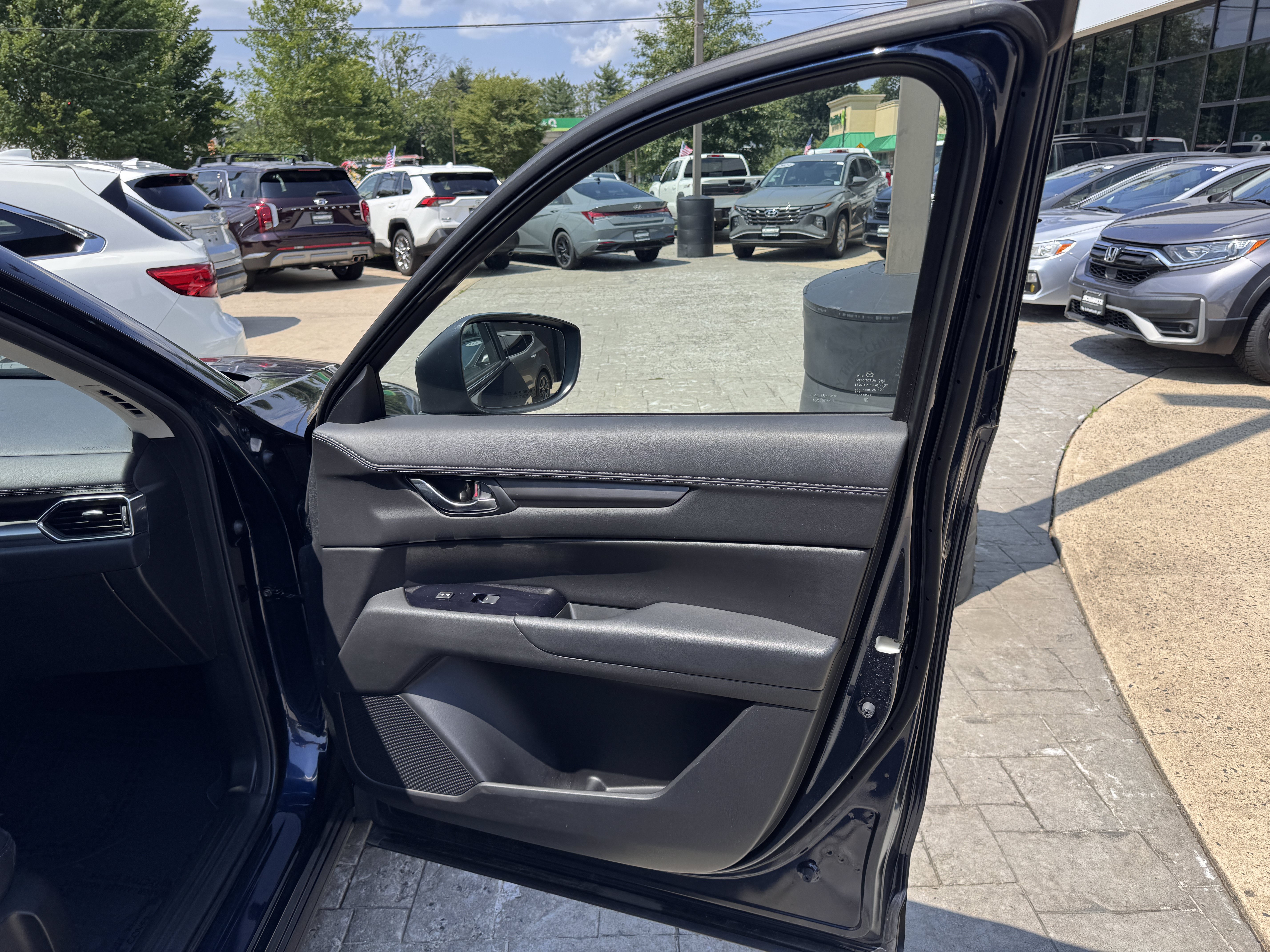 Used 2021 MAZDA CX-5 Touring AWD/4WD image 25