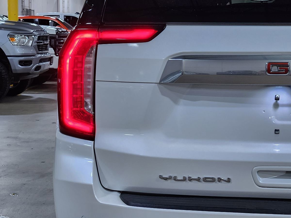 Used 2021 GMC Yukon XL Denali w/ Denali Premium Package RWD image 20