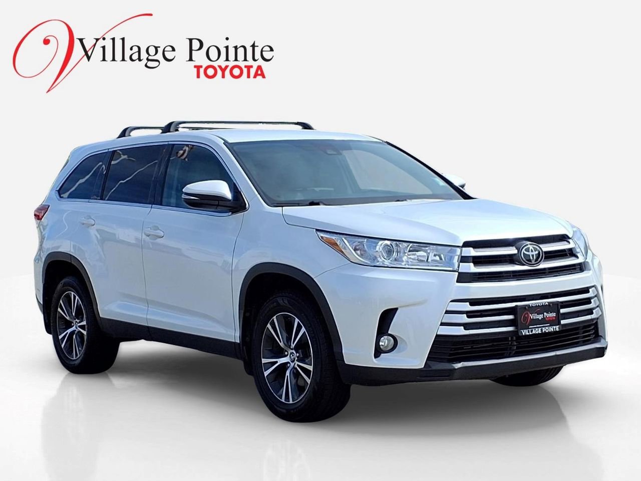 Used 2019 Toyota Highlander Plus AWD/4WD image 10