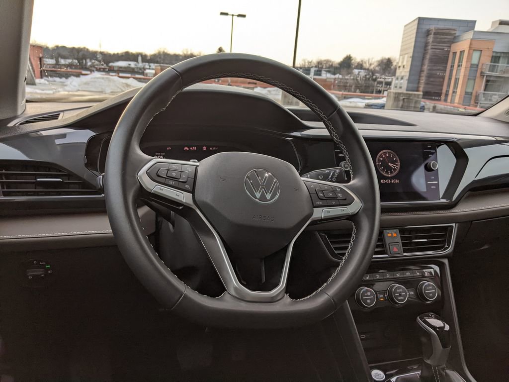 Certified 2023 Volkswagen Taos SEL image 14