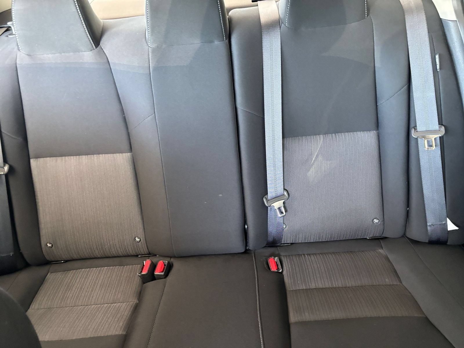 Used 2025 Nissan Sentra SV FWD image 36