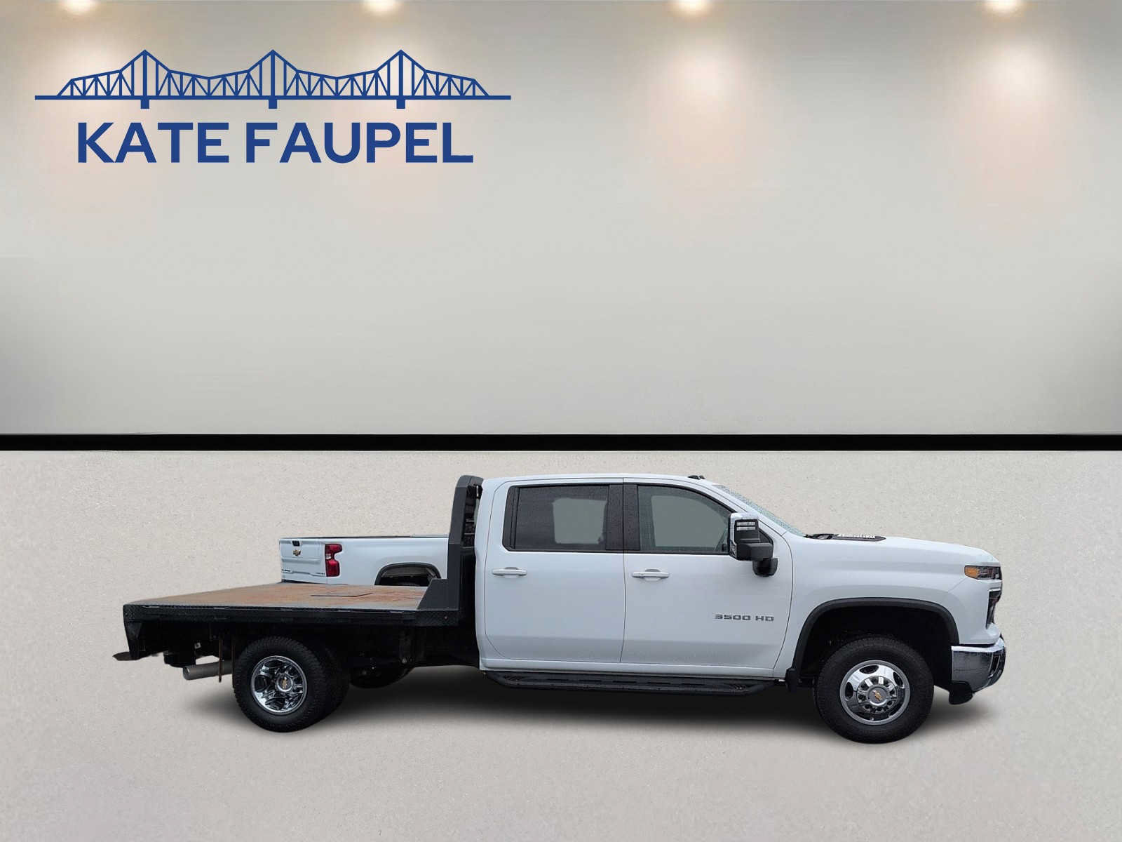 Used 2024 Chevrolet Silverado 3500 LT w/ Convenience Package AWD/4WD image 8