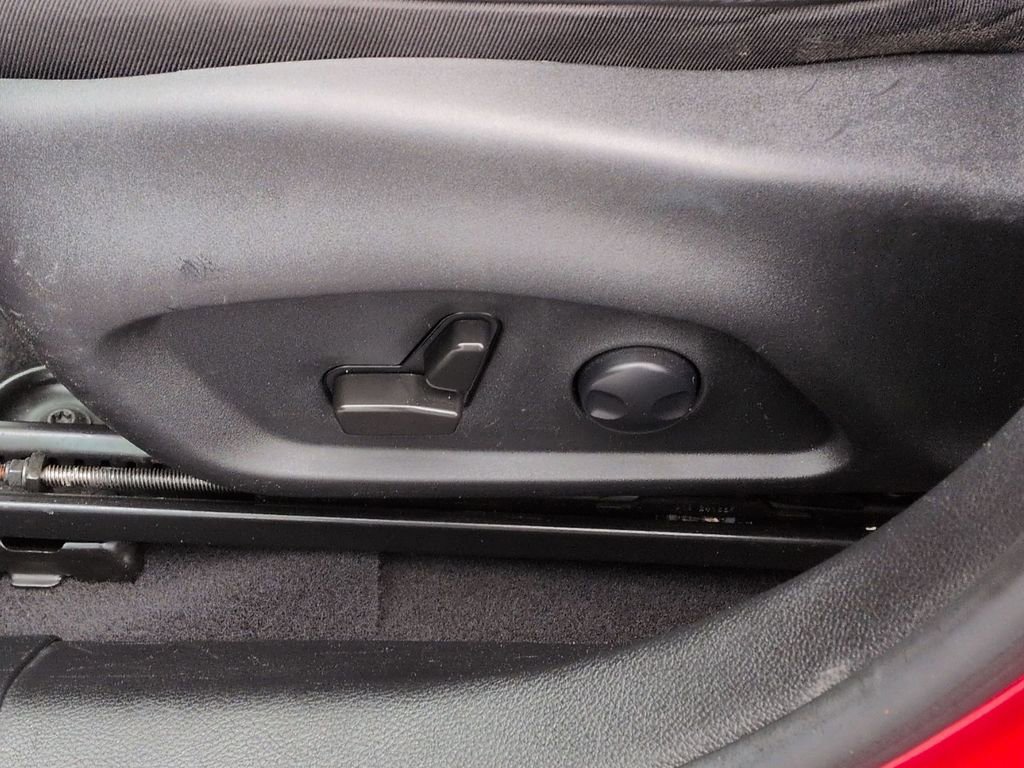 Used 2022 Jeep Compass Limited w/ (RED) Package image 15