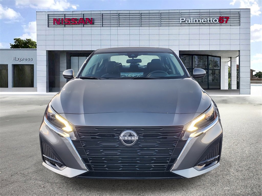 New 2025 Nissan Altima 2.5 SV w/ SV Special Edition Package image 2