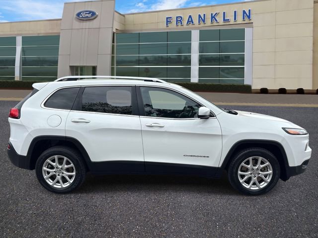 Used 2017 Jeep Cherokee Latitude w/ Comfort/Convenience Group image 8