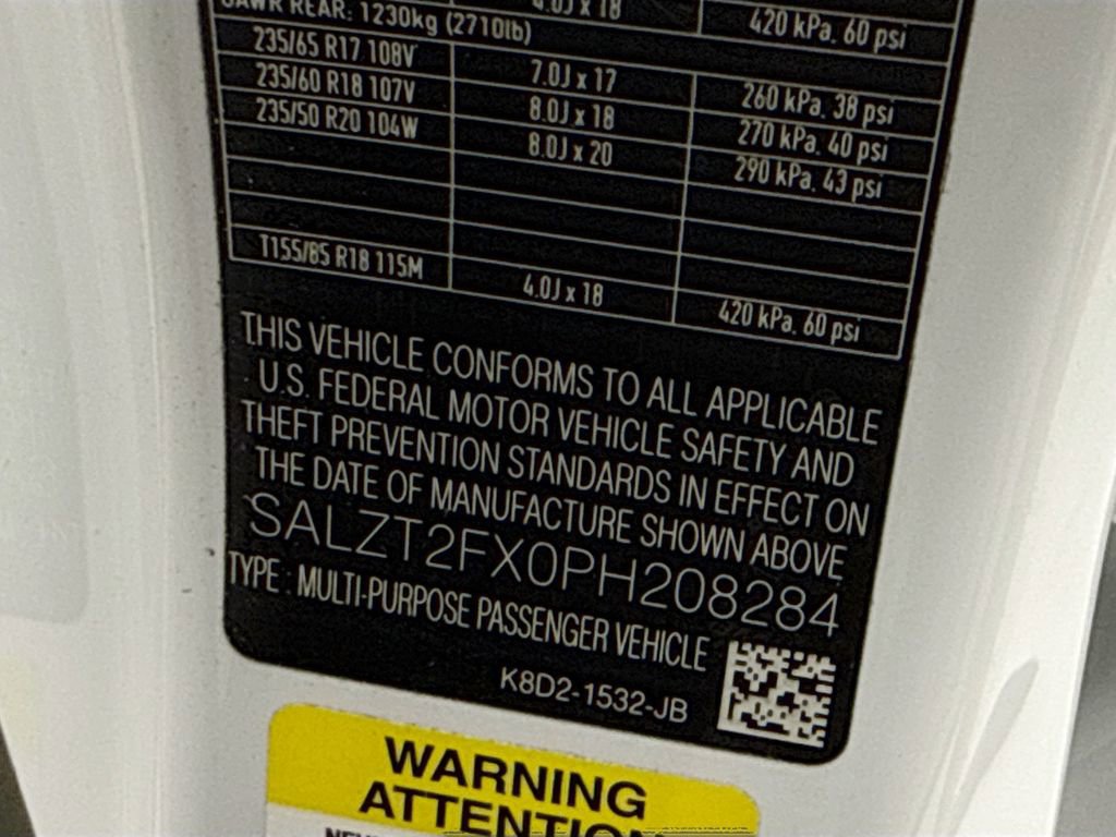 Certified 2023 Land Rover Range Rover Evoque R-Dynamic S image 34