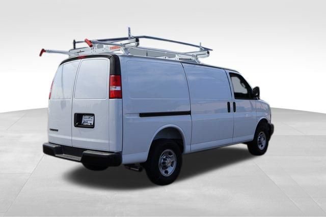 New 2025 Chevrolet Express 2500 w/ Communications Package RWD image 3