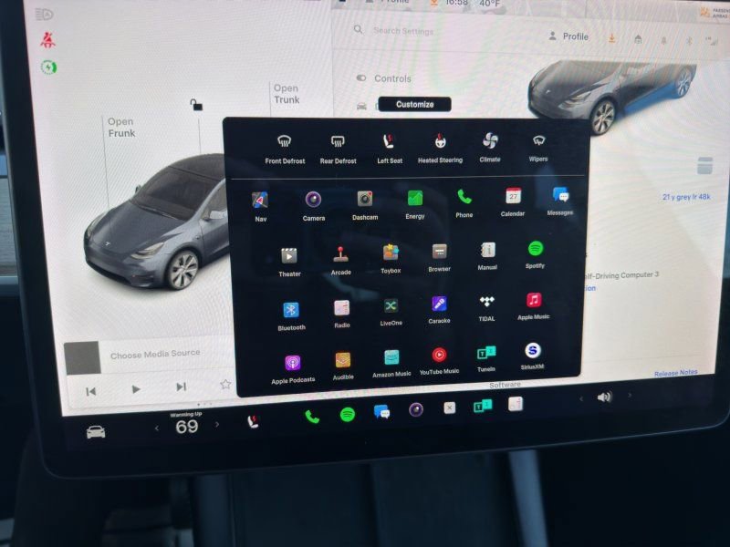Used 2021 Tesla Model Y Long Range image 17