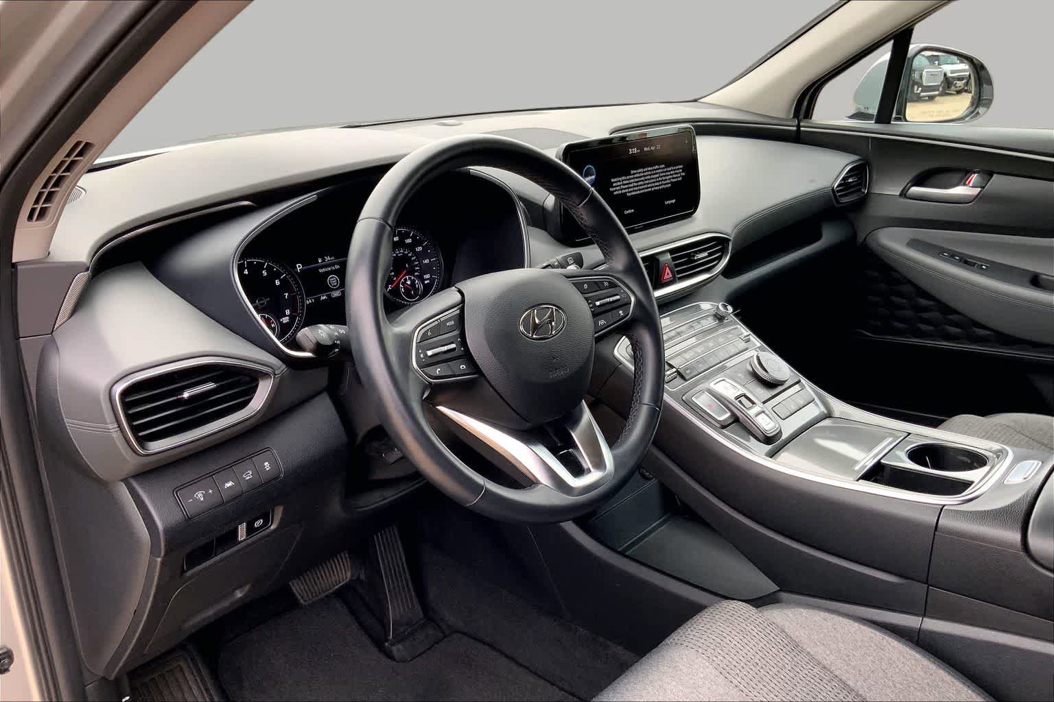 Used 2023 Hyundai Santa Fe SEL FWD image 18
