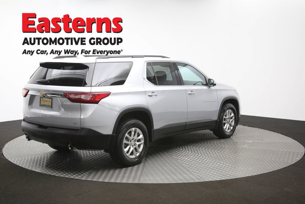 Used 2021 Chevrolet Traverse LT AWD/4WD image 40