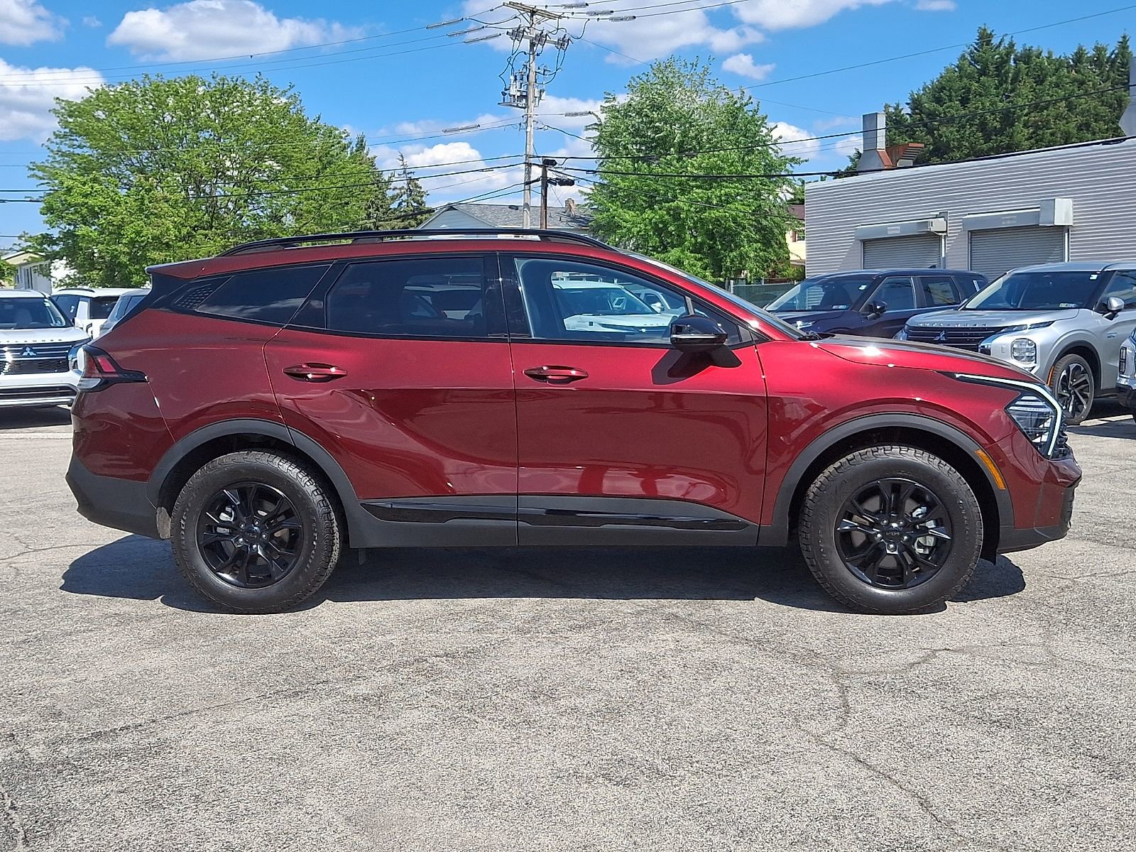 Used 2025 Kia Sportage X-Pro AWD/4WD image 8