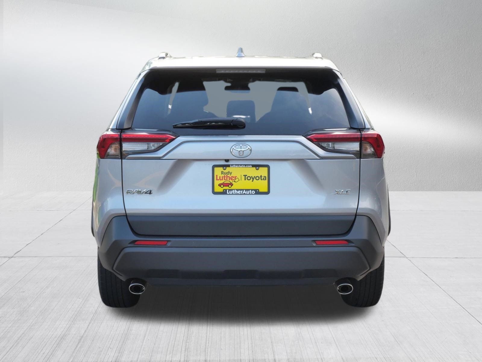 Certified 2024 Toyota RAV4 XLE FWD image 6