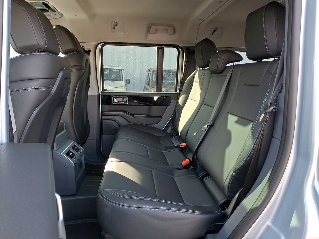 New 2025 INEOS Grenadier Fieldmaster Edition image 5