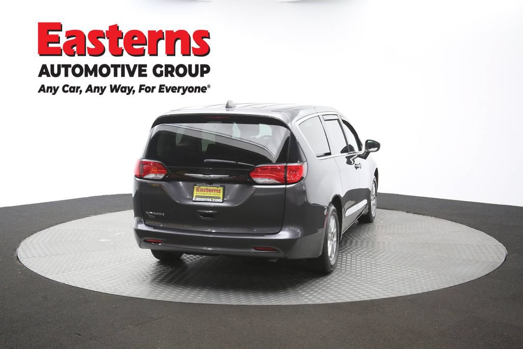Used 2022 Chrysler Voyager LX FWD image 38