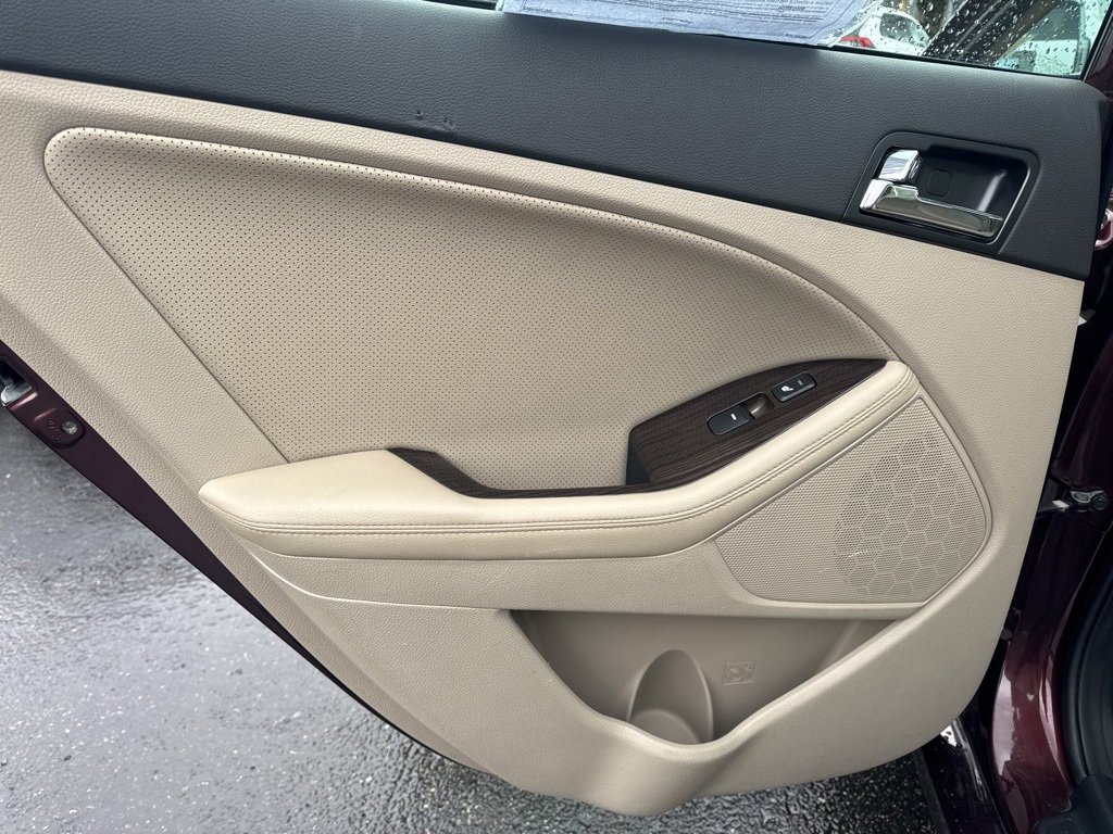 Used 2013 Kia Optima EX w/ Premium Pkg image 39