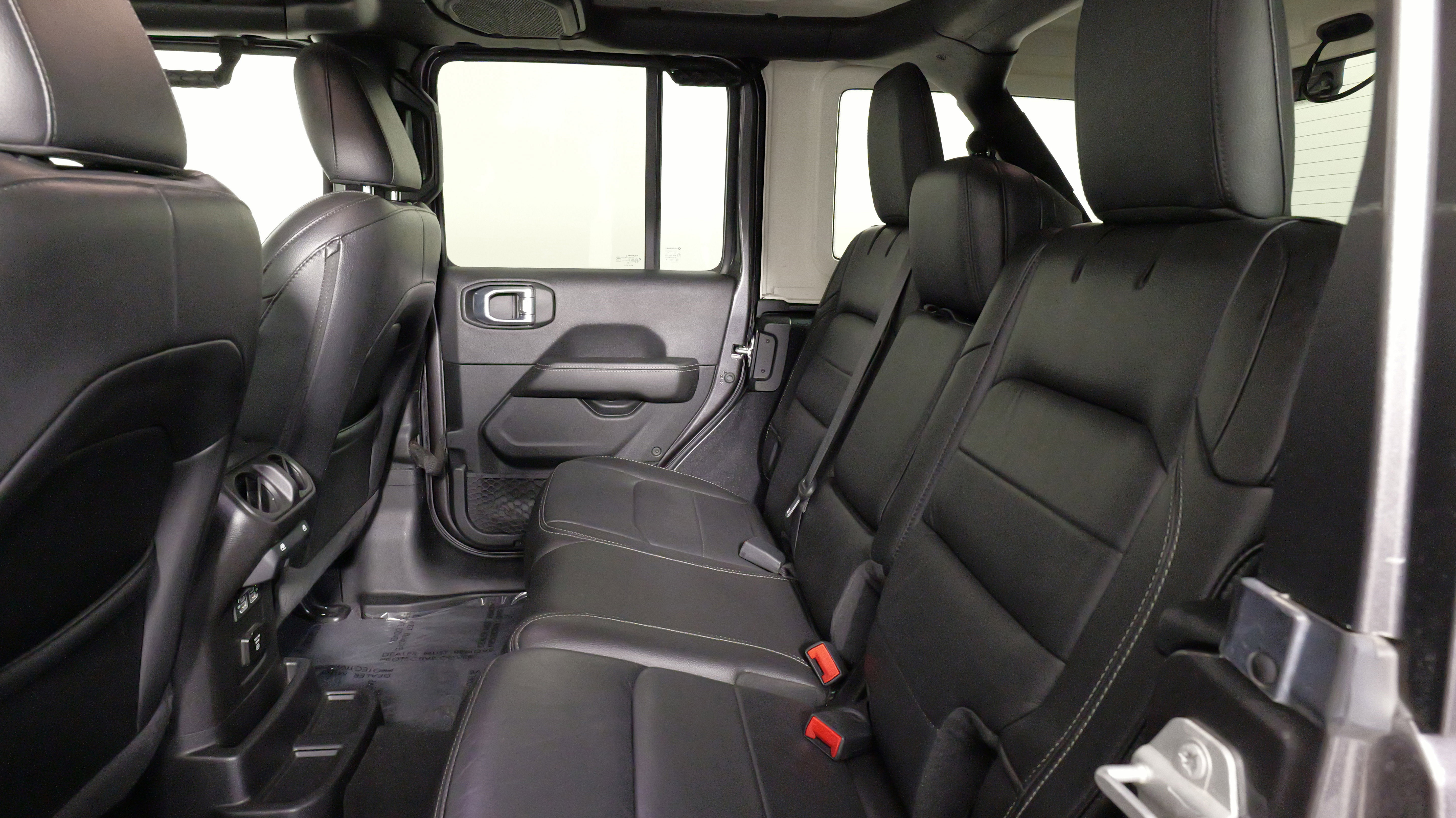 Used 2021 Jeep Wrangler Unlimited Sahara image 37