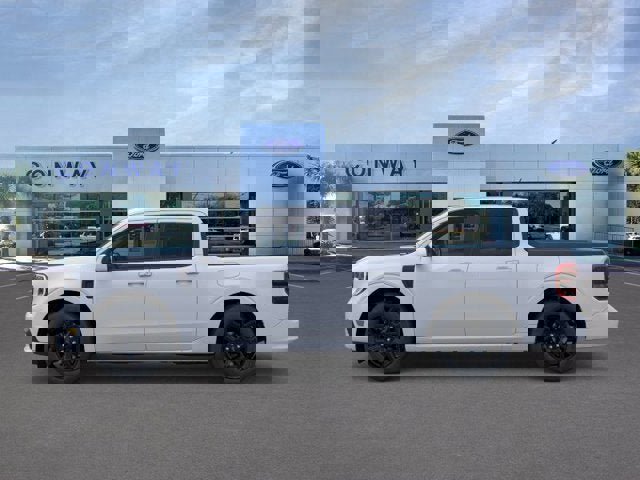 New 2026 Ford Maverick Lobo image 3