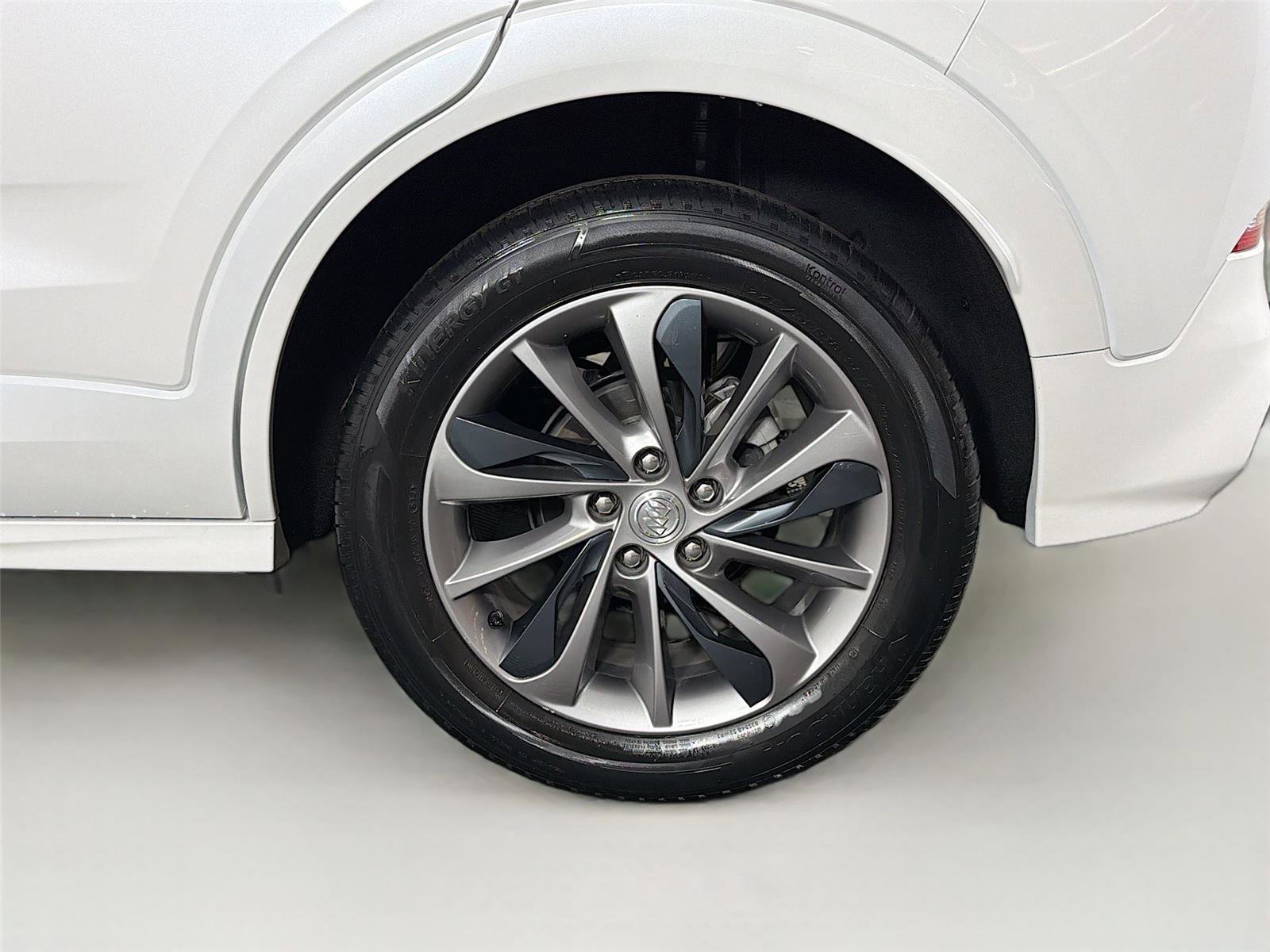 Used 2022 Buick Encore GX Select w/ Sport Touring Package image 28