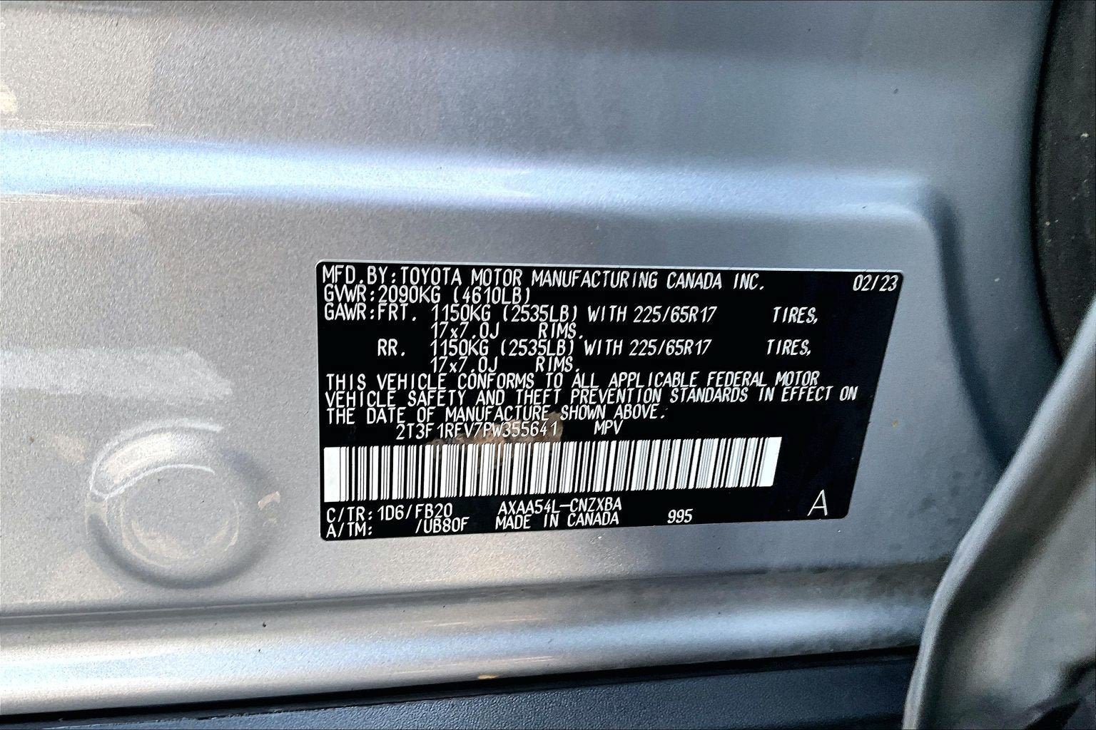 Used 2023 Toyota RAV4 LE AWD/4WD image 29