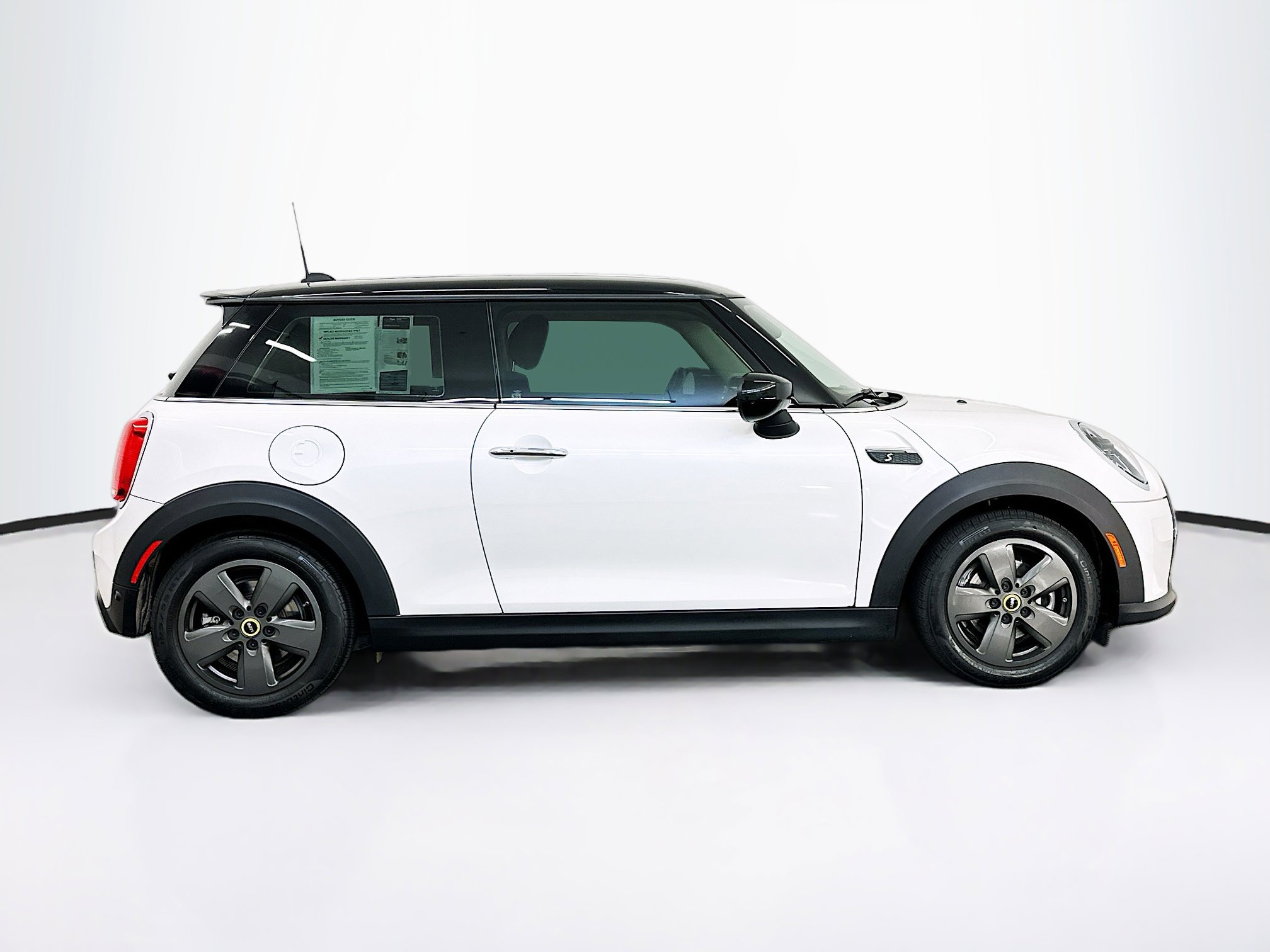 Used 2024 MINI Cooper SE image 10